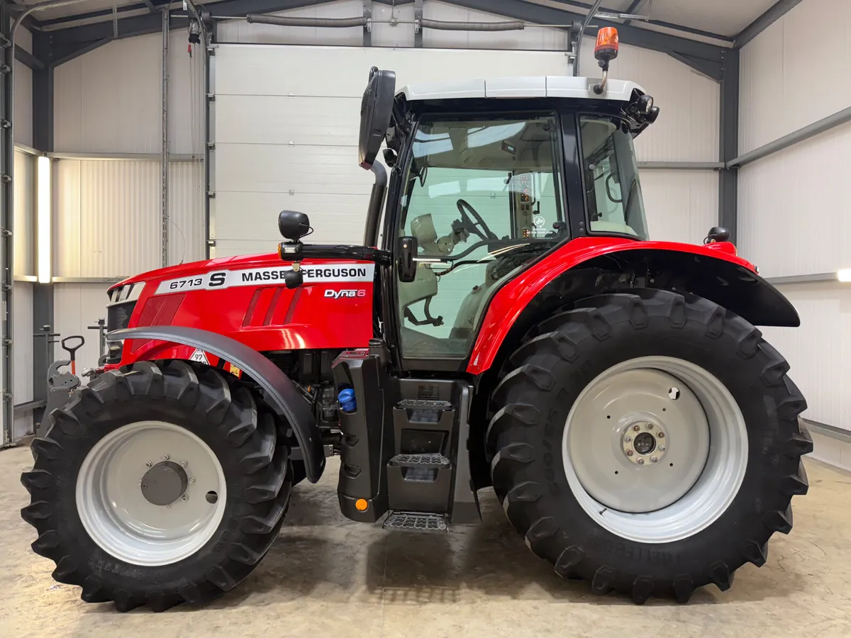 Massey Ferguson 6713S ***As New!! 900 hrs!!!*** - Image 4