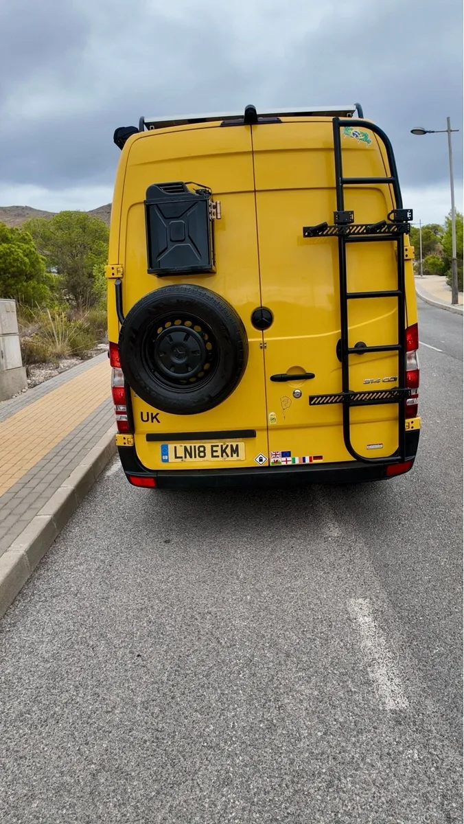 Sprinter 2018 Campervan - Image 4