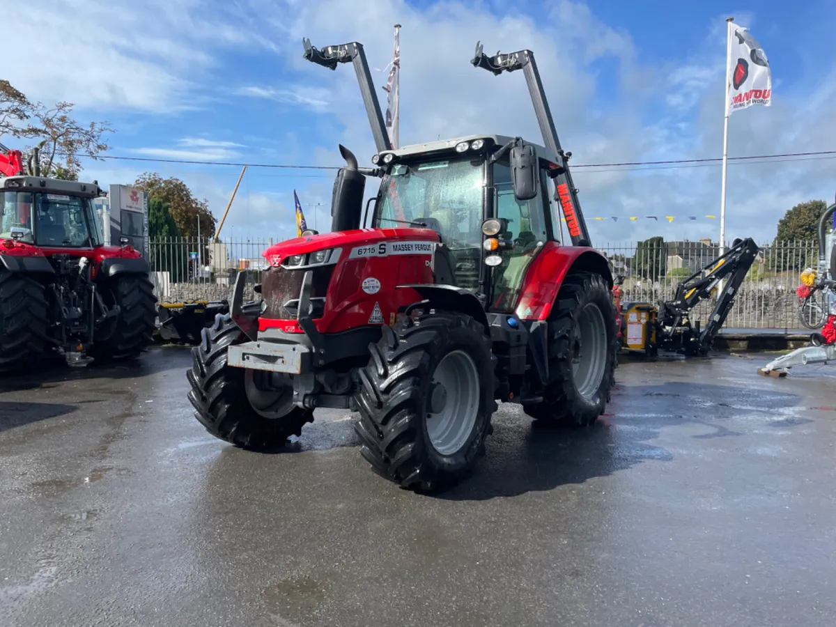 Massey Ferguson 6715S - Image 1