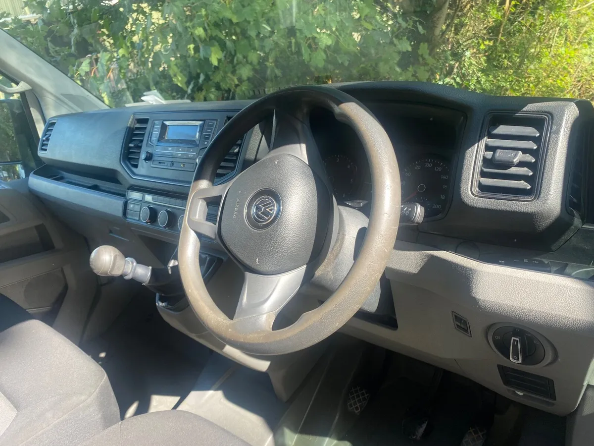 Volkswagen Crafter 2018 - Image 2