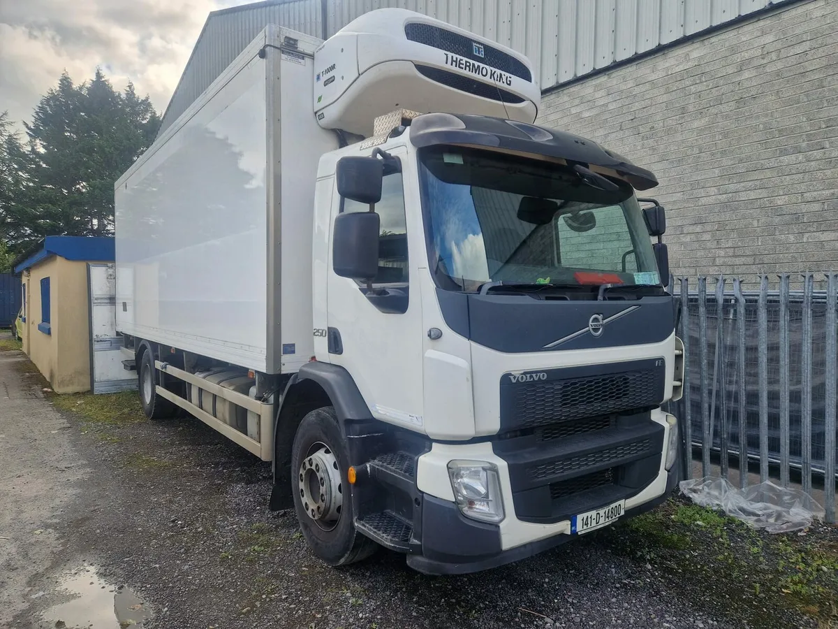 Rigid Refrigerated Truck - Image 3