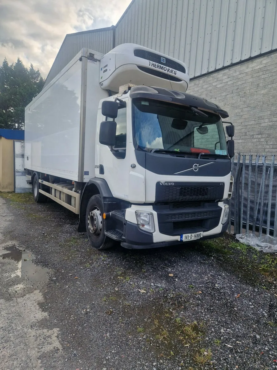 Rigid Refrigerated Truck - Image 4