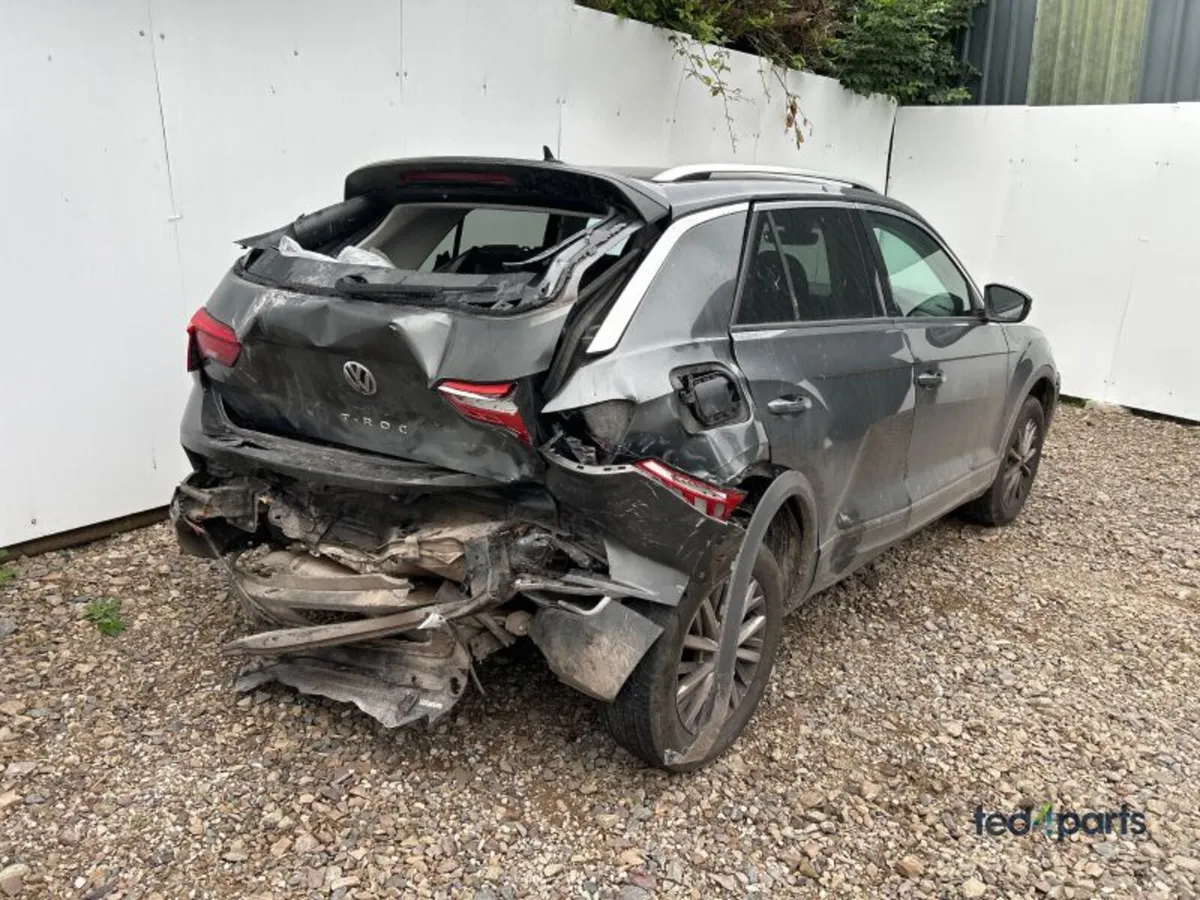 2020 Volkswagen T-Roc For Breaking - Image 2