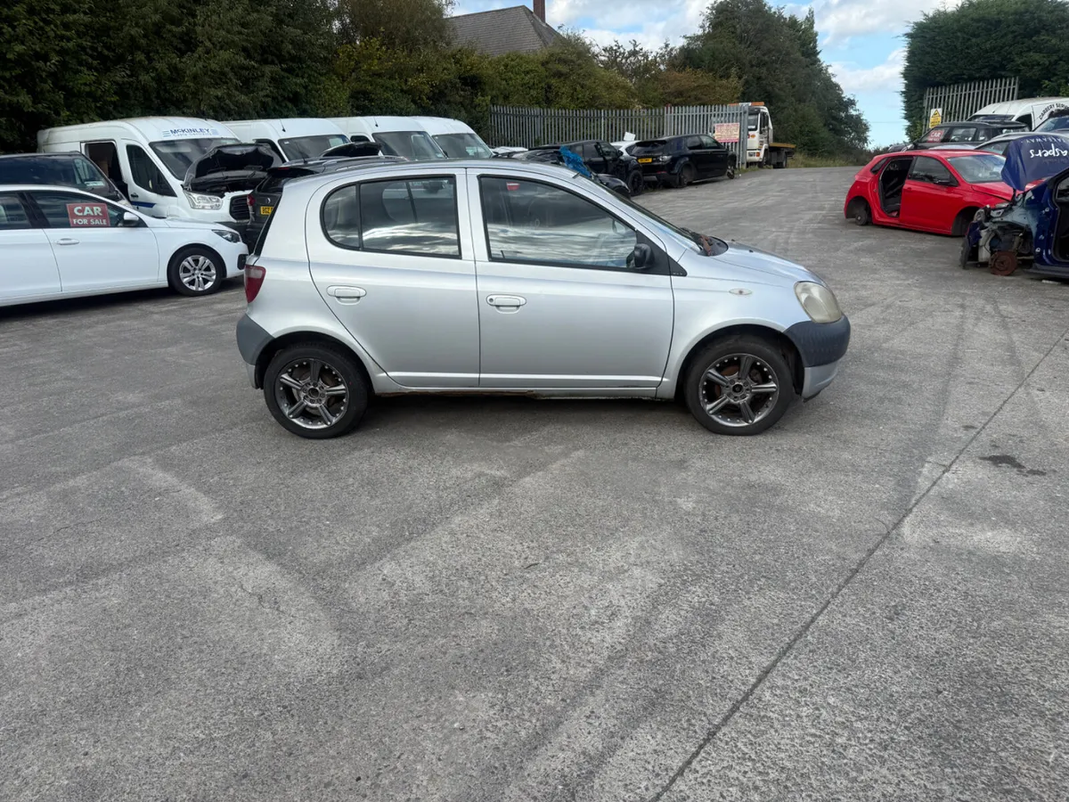 99 Toyota Yaris 1.0 ptl - Image 3