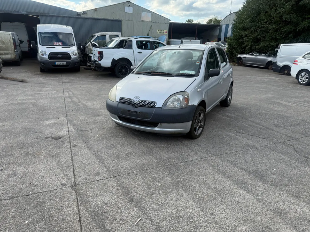 99 Toyota Yaris 1.0 ptl - Image 2