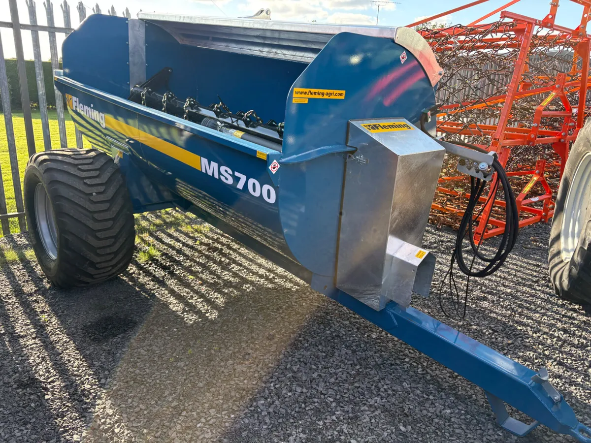 New Fleming Side Discharge Manure Spreader - Image 1