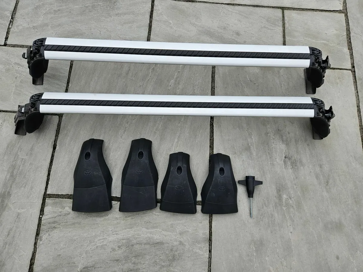 Genuine Toyota C-HR Roof Rack Cross Bars - Image 4