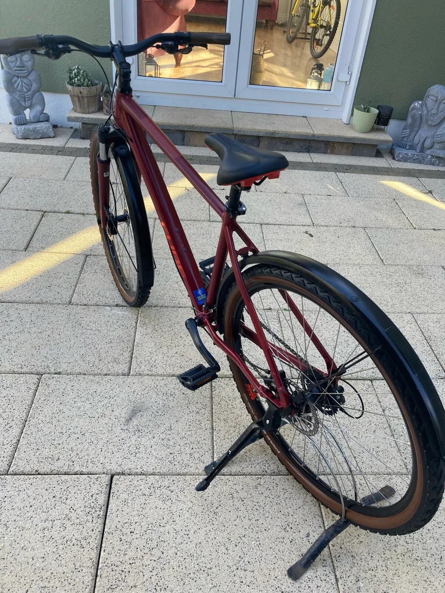 Cube Nature hybrid bike - Image 2