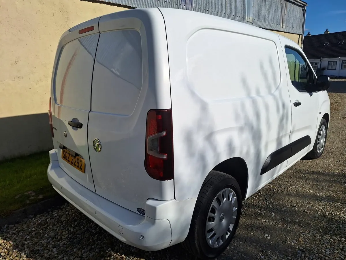 Vauxhall Combo 2020 - Image 2