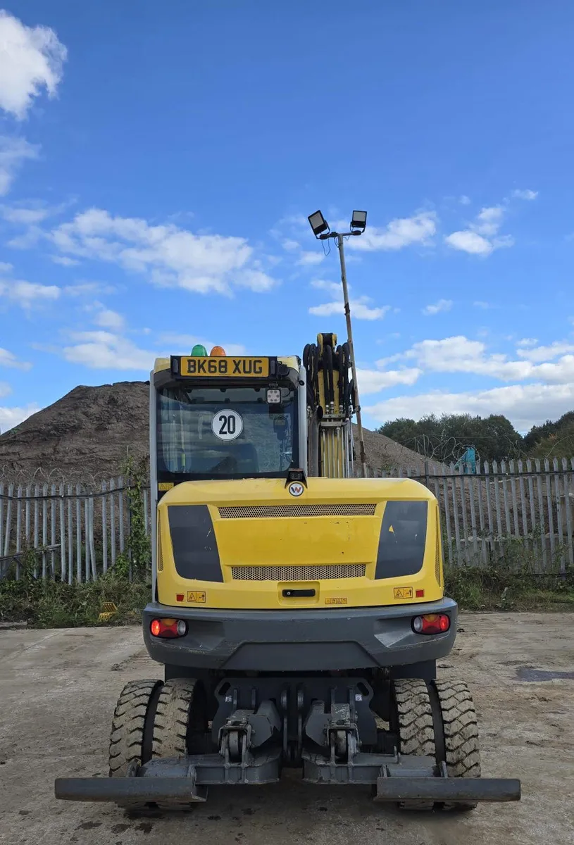 Wacker Neuson rubber duck - Image 3