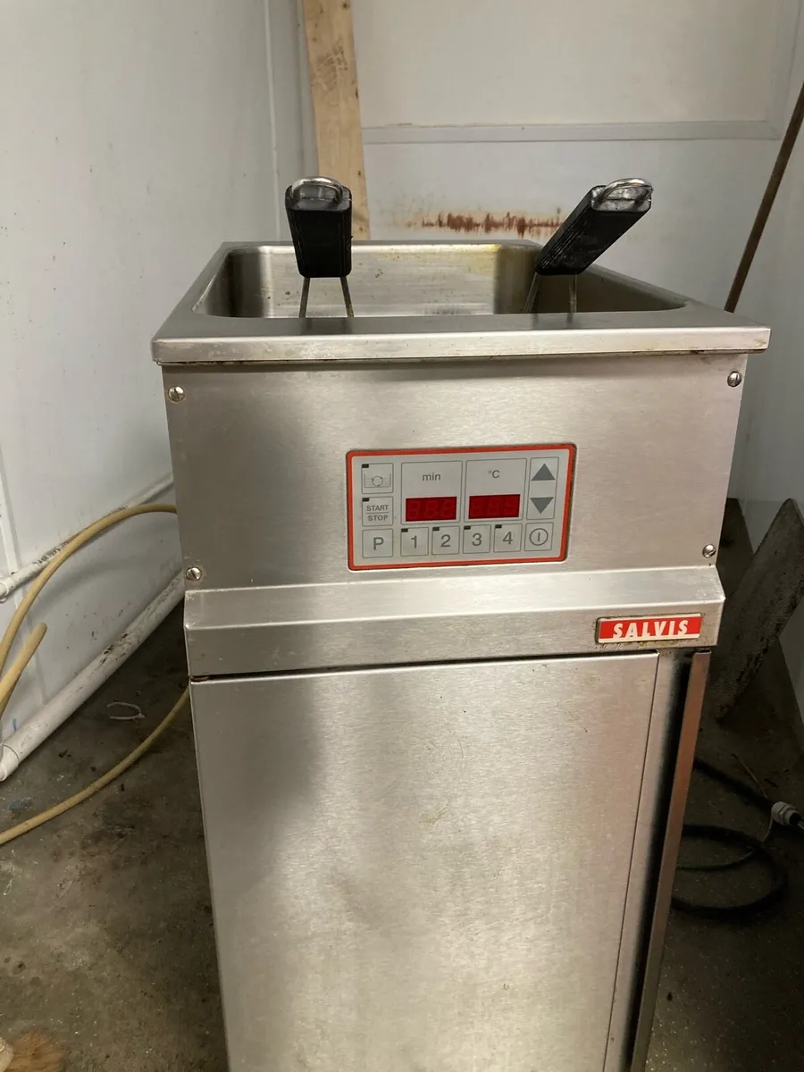 Salvis Double Deep Fryer - Image 1