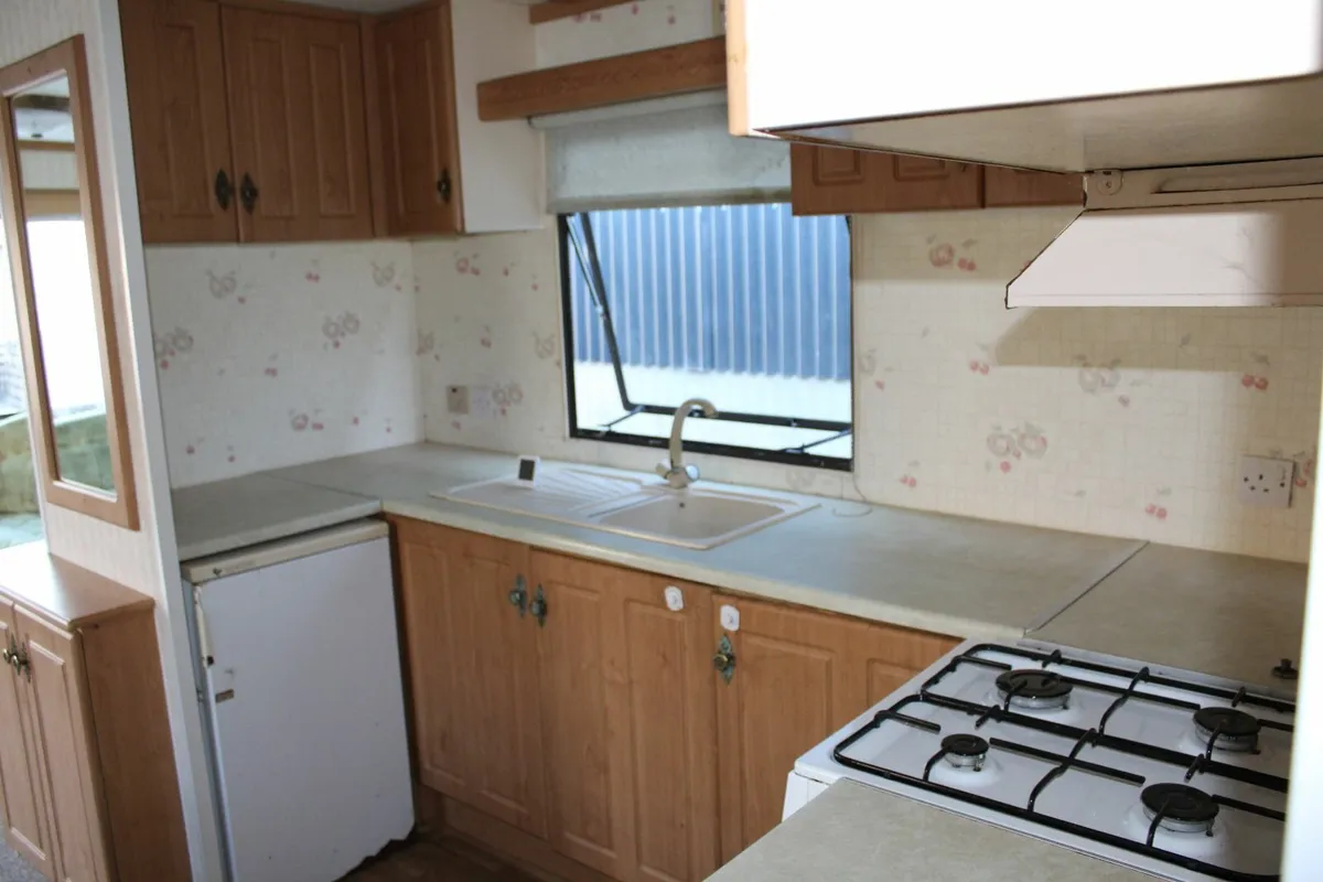 Mobile Home - Image 2