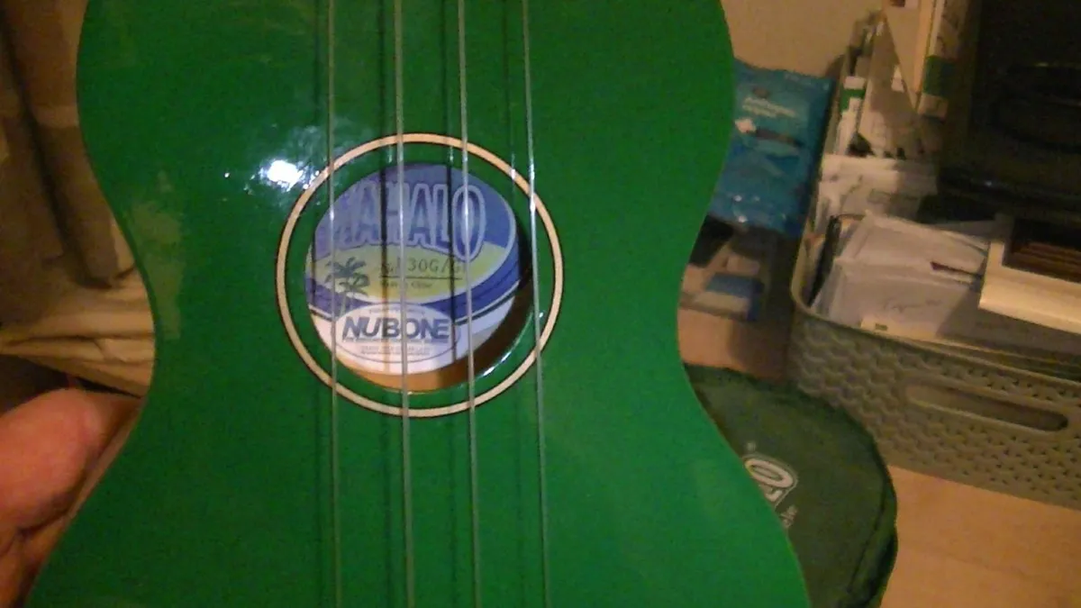 MAHALO Soprano Ukulele - Image 2