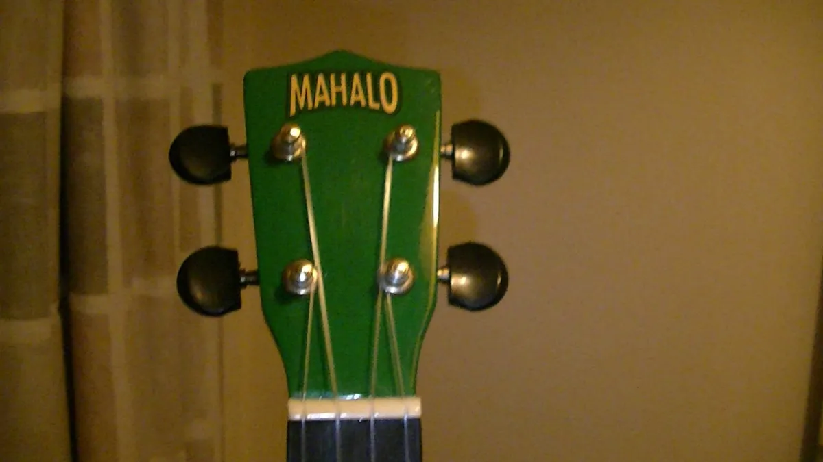 MAHALO Soprano Ukulele - Image 4