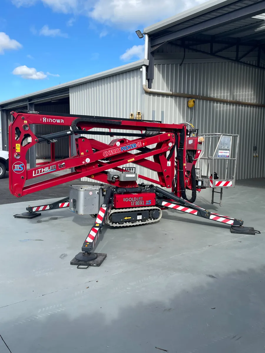 Spider Track Mounted Hinowa Goldlift Lithium 17.80 - Image 1