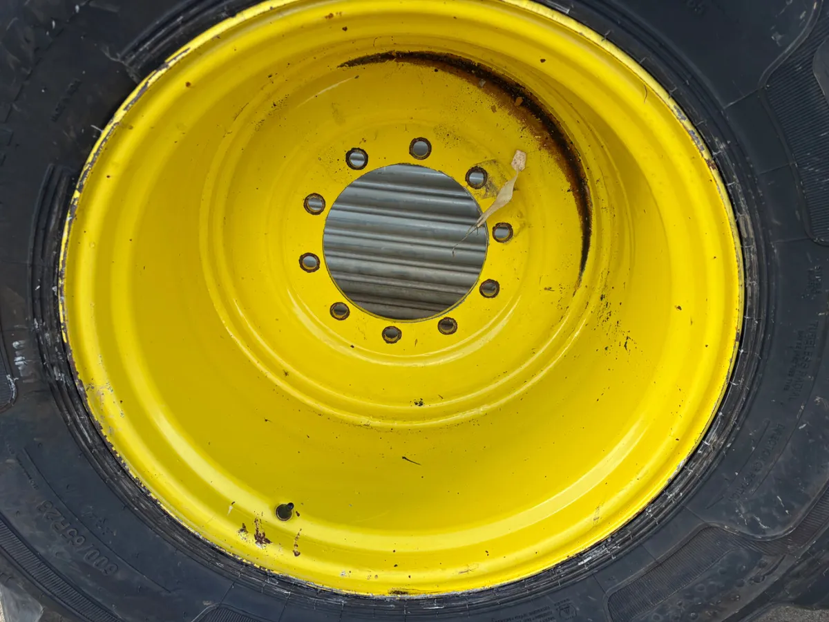 600/65/28 wheels - Image 2