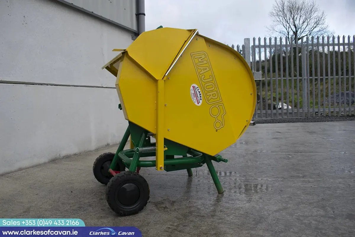 Major PTO Bench Saw - Image 2