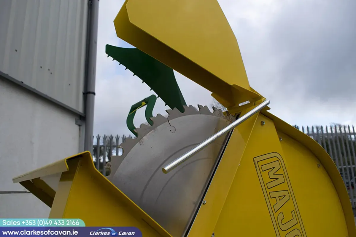 Major PTO Bench Saw - Image 3