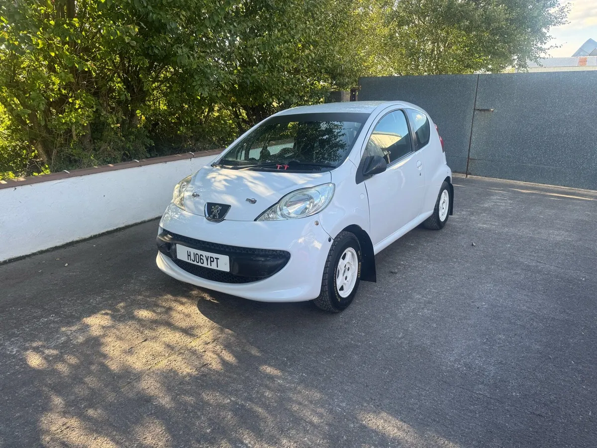 J1000 Peugeot 107 - Image 1