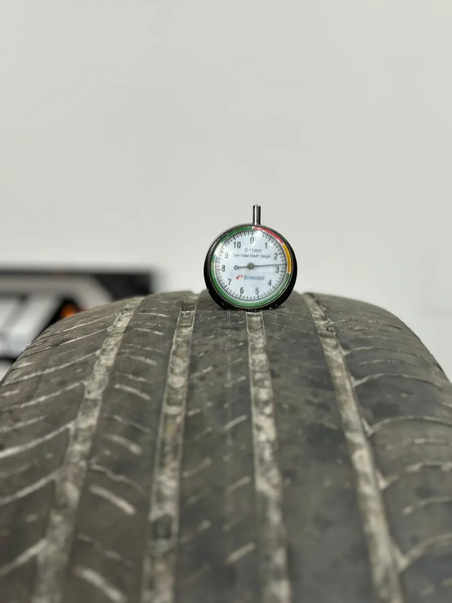 20" GENUINE OEM DEFENDER TYRES WHEELS & TYRES - Image 3