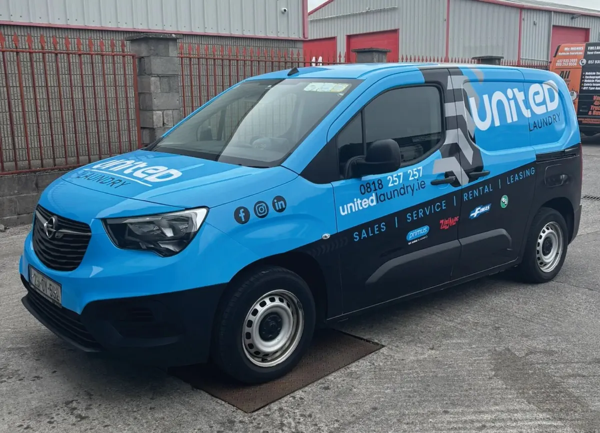 VEHICLE GRAPHICS - Image 4