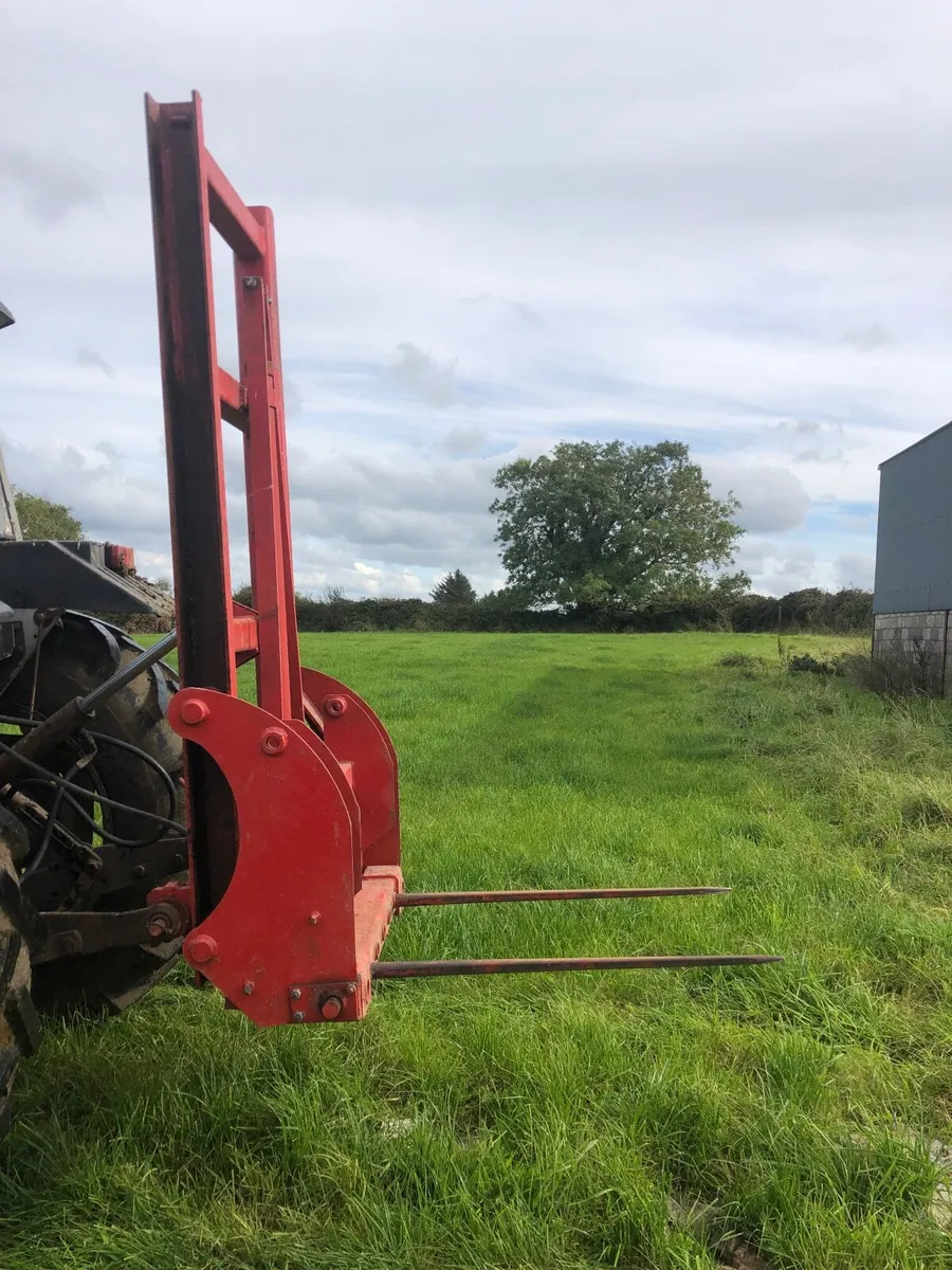 Bale hoist - Image 2