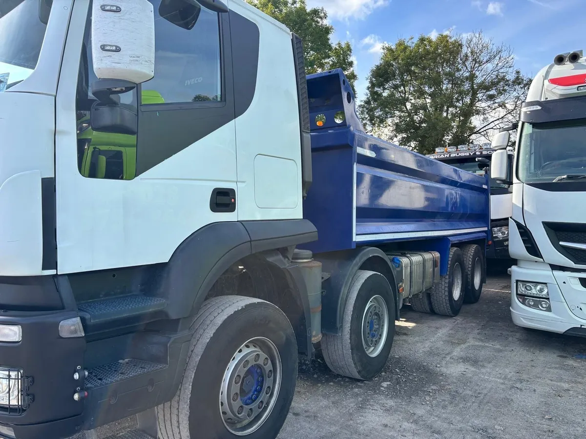 2016 Iveco Trakker - Image 4