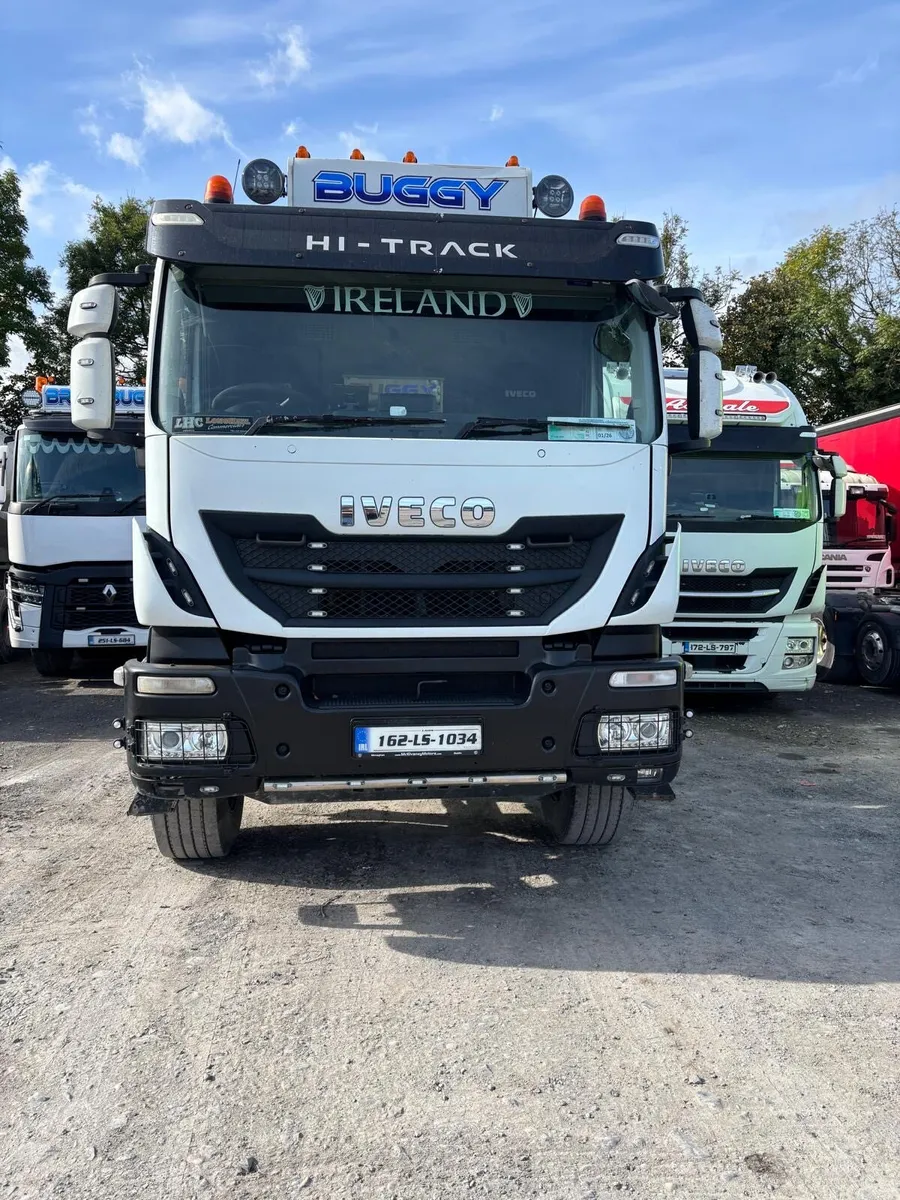 2016 Iveco Trakker - Image 1
