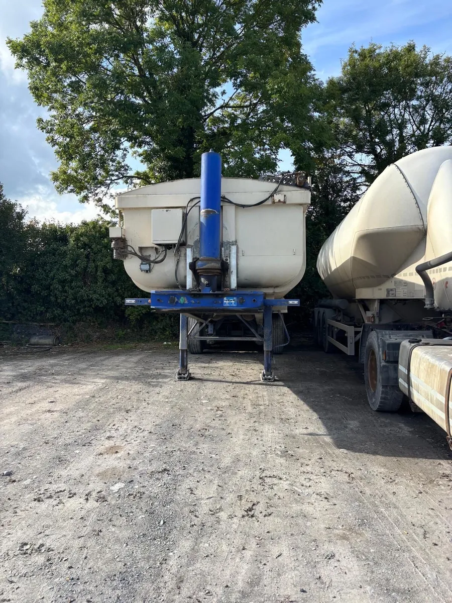 2007 Rothdean Aggregate Trailer - Image 2