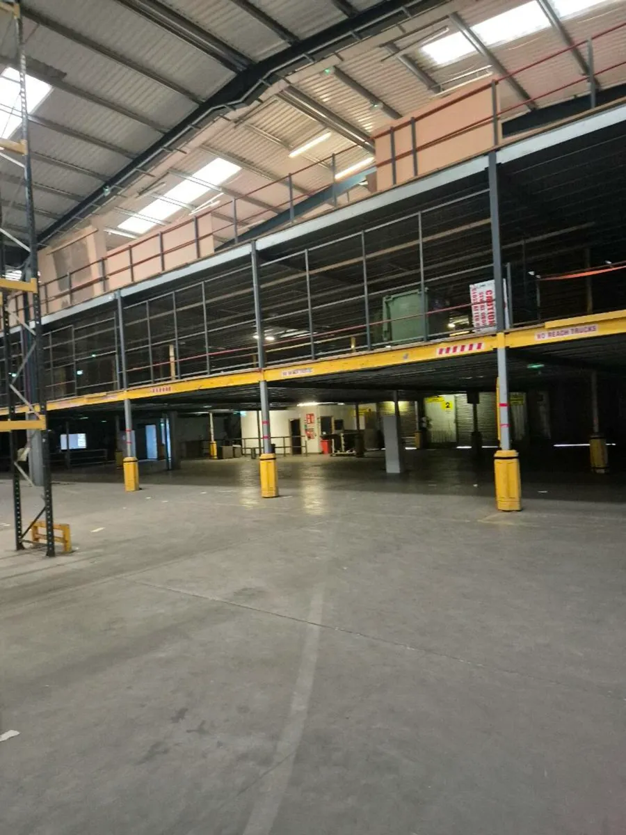 Mezzanine floor  pallet racking - Image 2