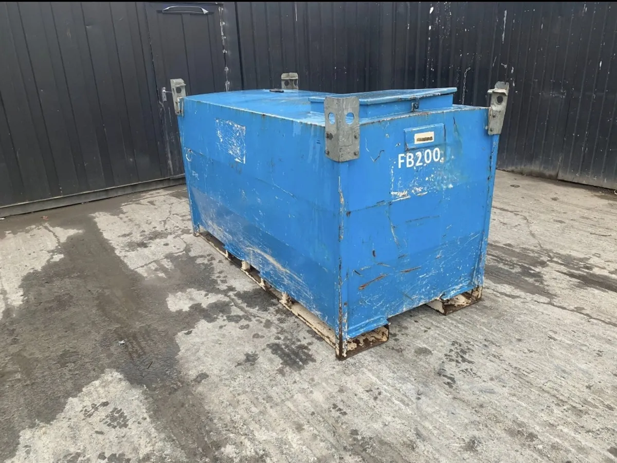 2000L Static Bunded Fuel Bowser - Image 1