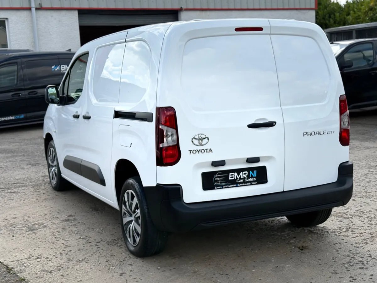 2022 TOYOTA PROACE CITY ONLY 68k - Image 4