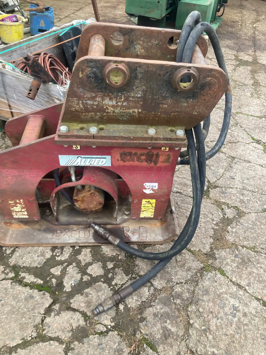 Allied whacker plate to suit 13 ton digger - Image 4