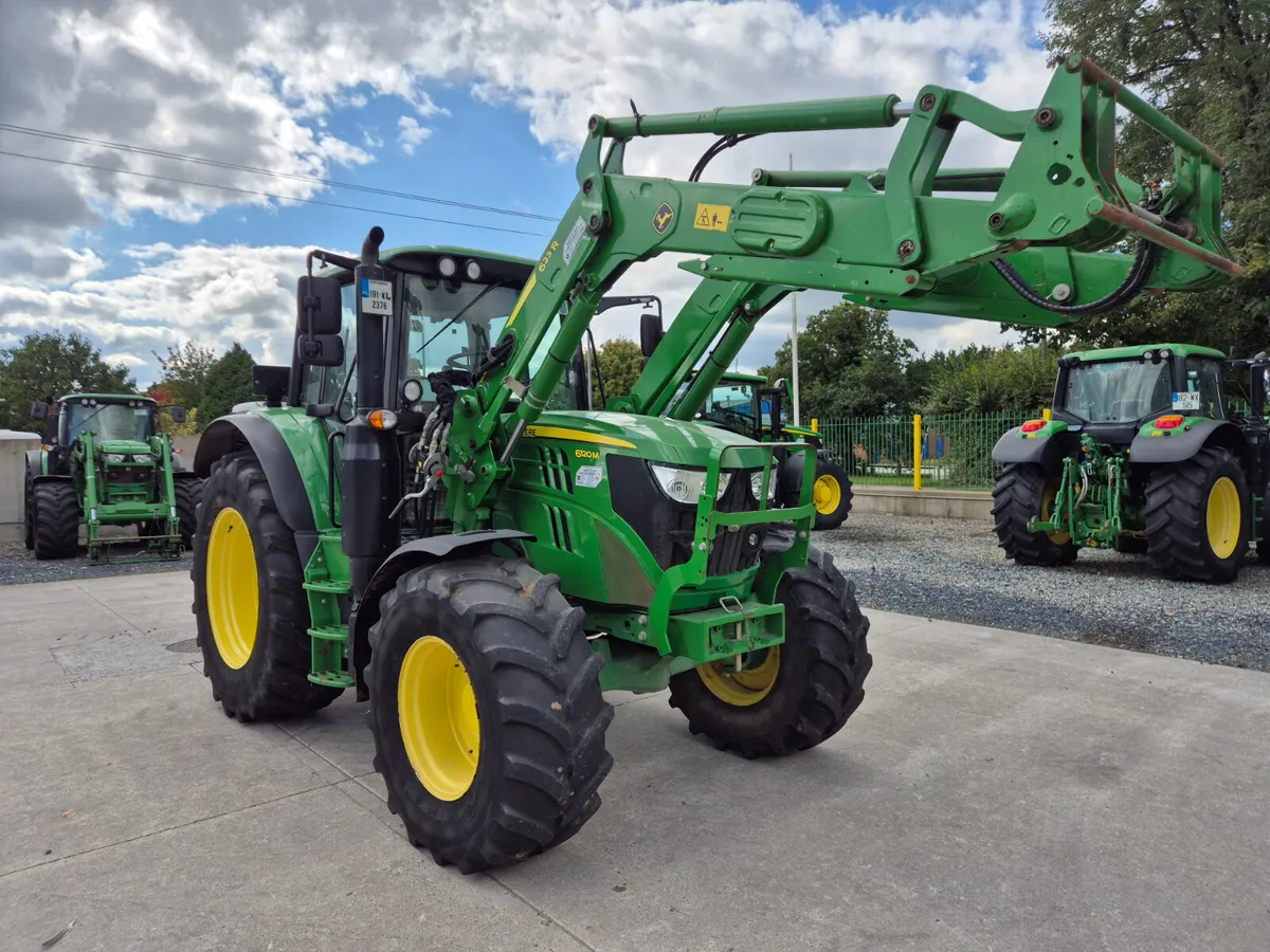 John Deere 6120M 2019 - Image 1