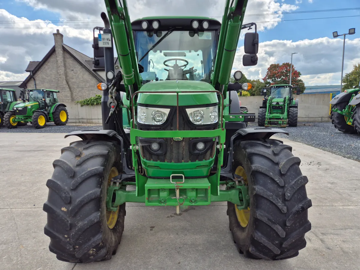 John Deere 6120M 2019 - Image 4