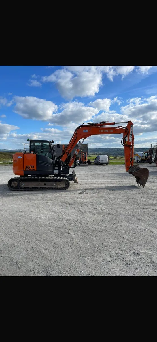 Hitachi zx85.         2018 - Image 3
