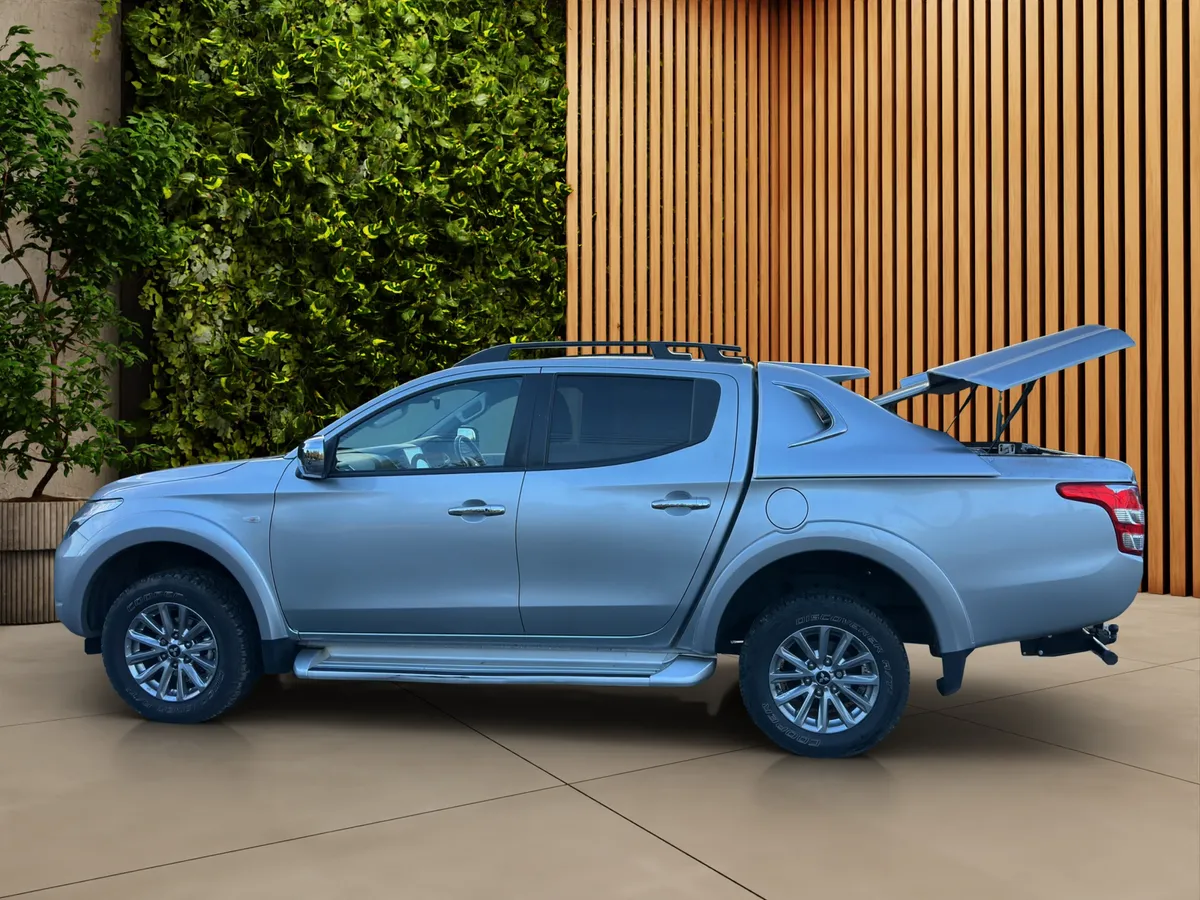182 Mitsubishi L200 - Image 1