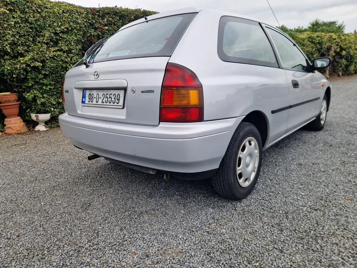 Mazda 323 LX 3dr 1998 - Image 3