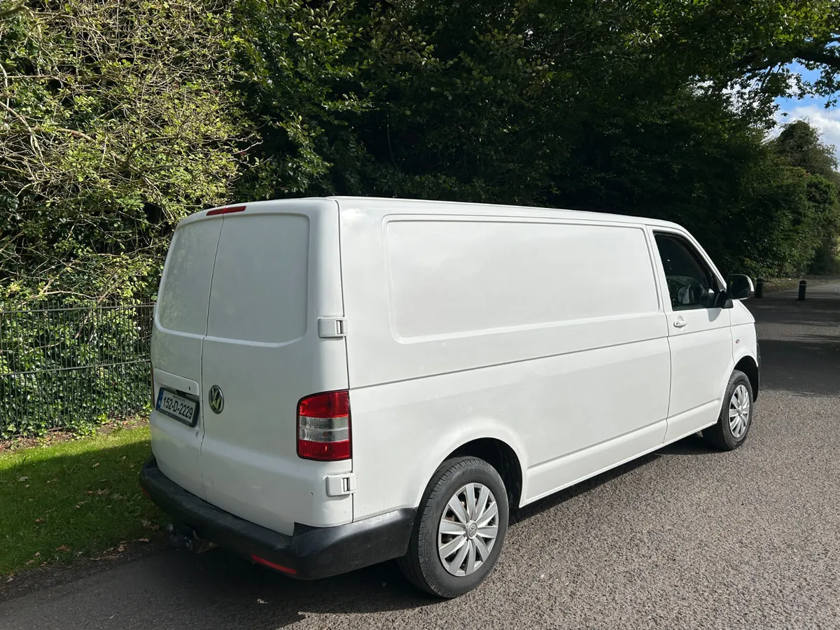 2015 Volkswagen Transporter DOE 1/26 - Image 3