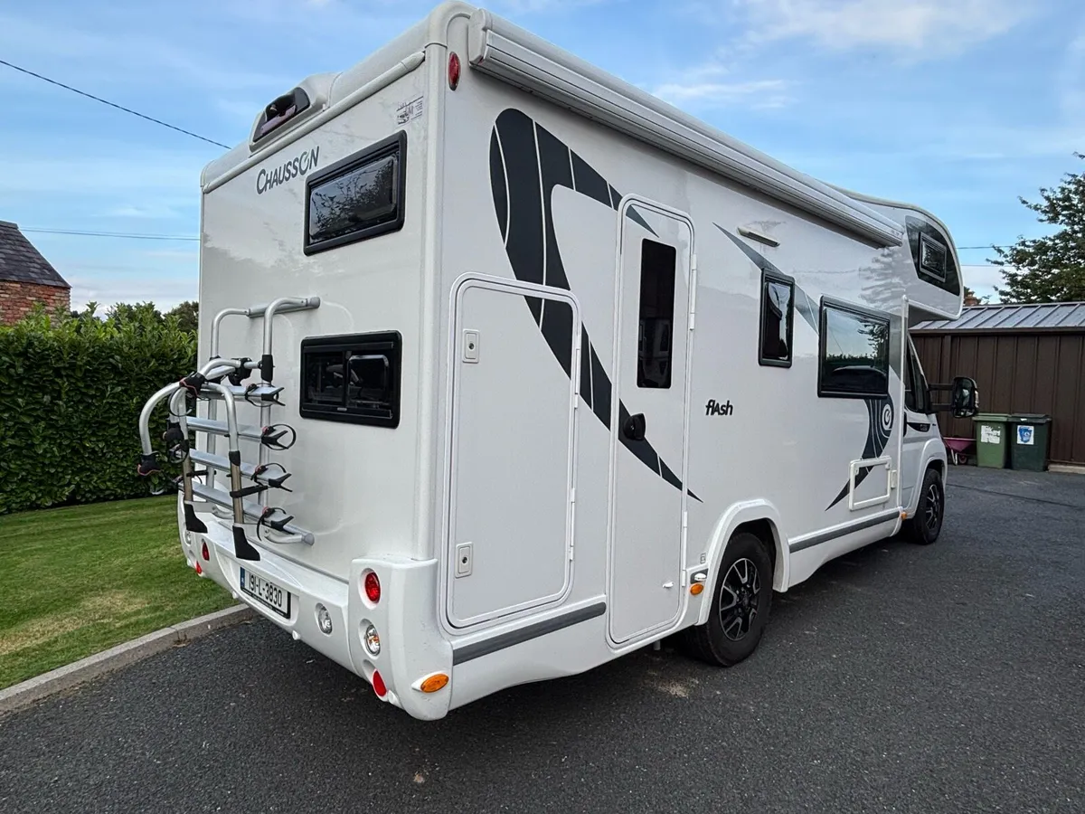 Chausson C656 6 Berth Motorhome - Image 4