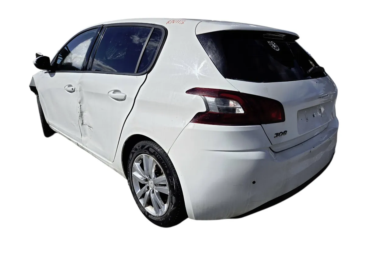 2014 PEUGEOT 308 For Breaking/Dismantling - Image 3