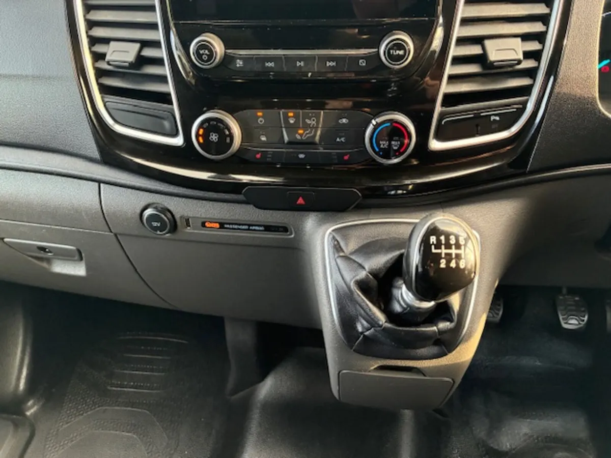 Ford Transit Custom Limited ** €215 VRT ** - Image 4