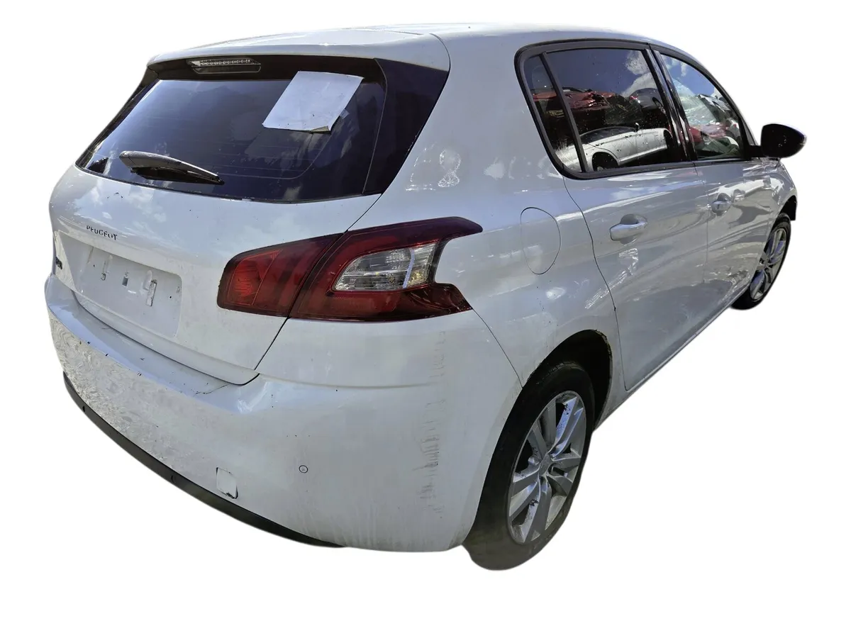 2014 PEUGEOT 308 For Breaking/Dismantling - Image 2
