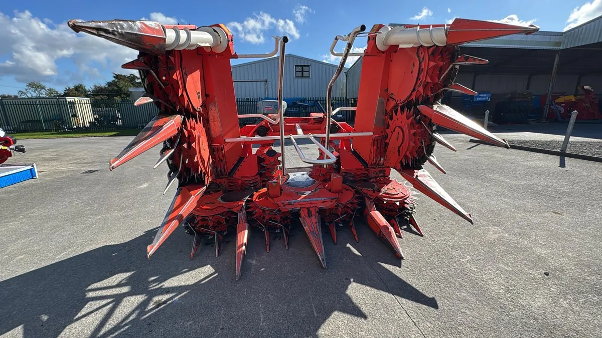 Kemper 360 8 row maize head - Image 2