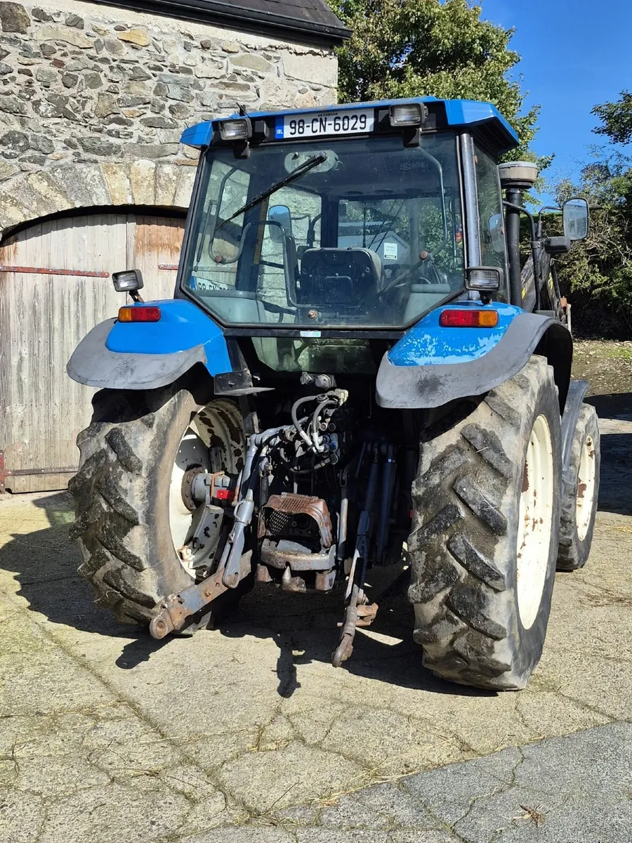 New Holland TS110 - Image 4