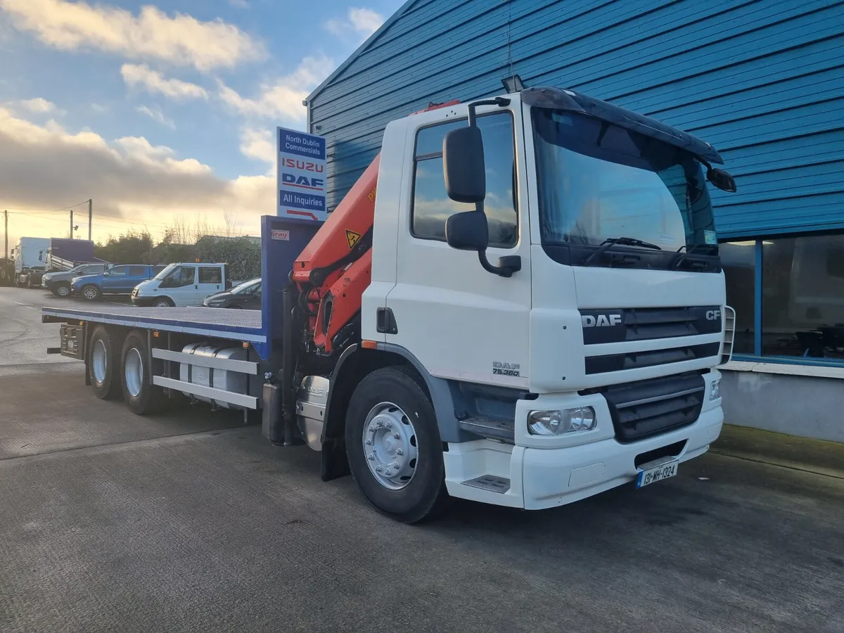 2013 DAF CF 360 CRANE AND FLAT BODY - Image 1