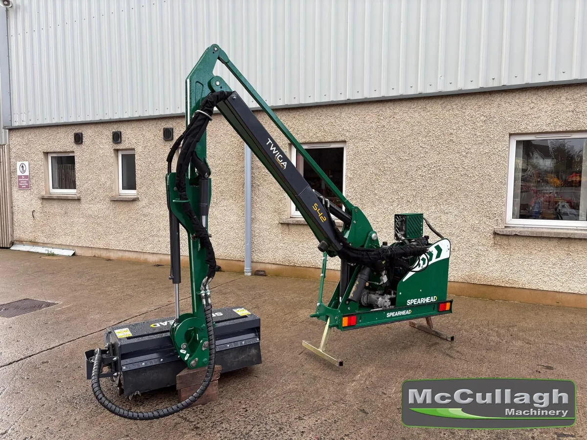 Used Spearhead S42 Twiga Compact Hedgecutter - Image 2