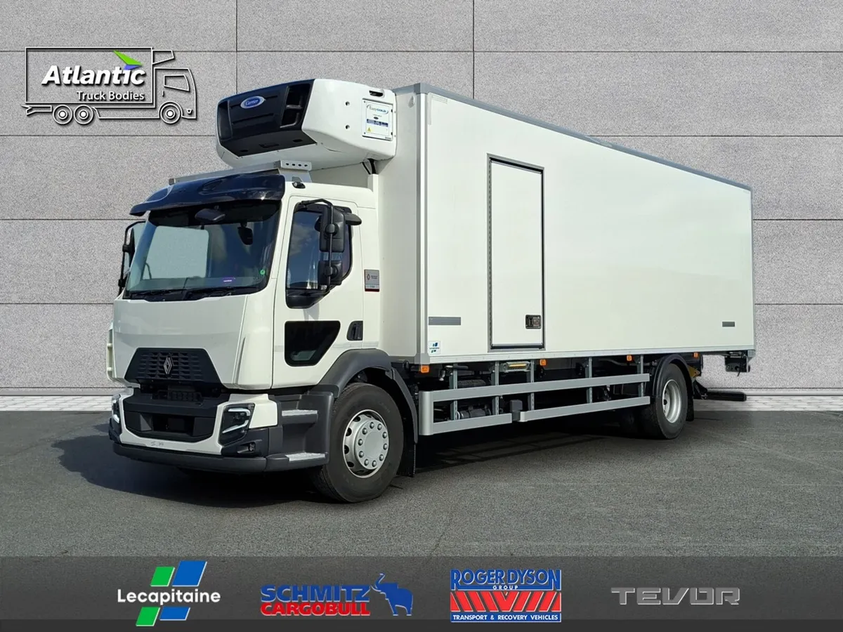 New Renault 18T Fridge Truck w/Carrier Fridge Unit - Image 1