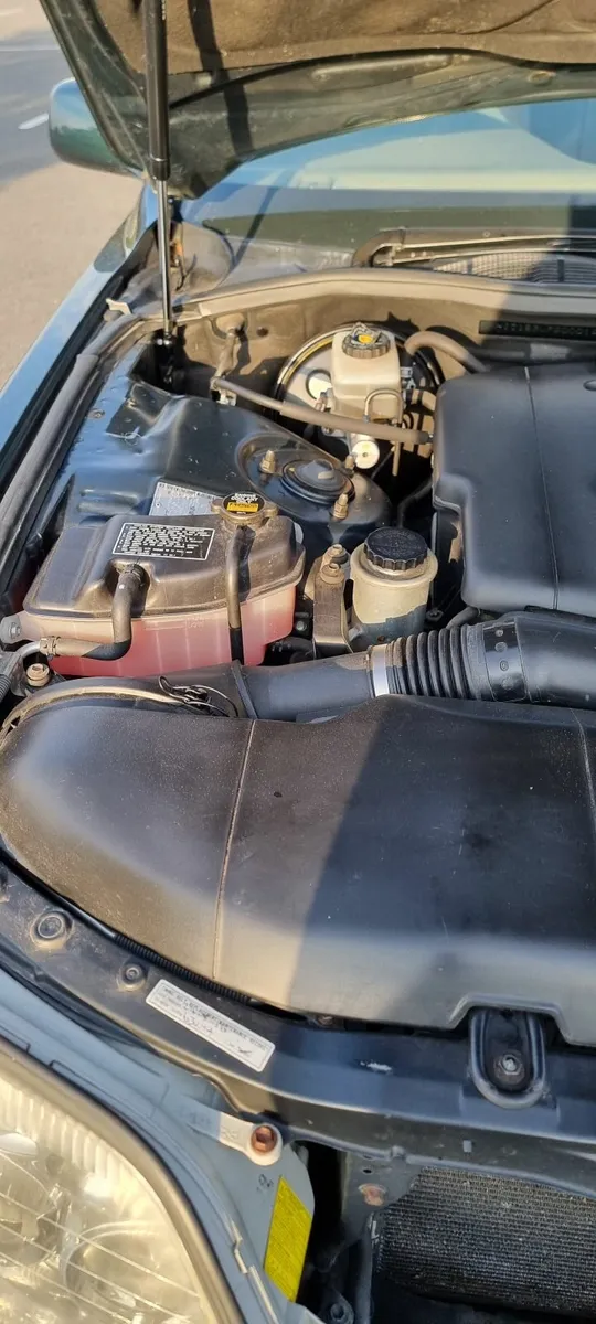 Lexus LS 1999 - Image 4