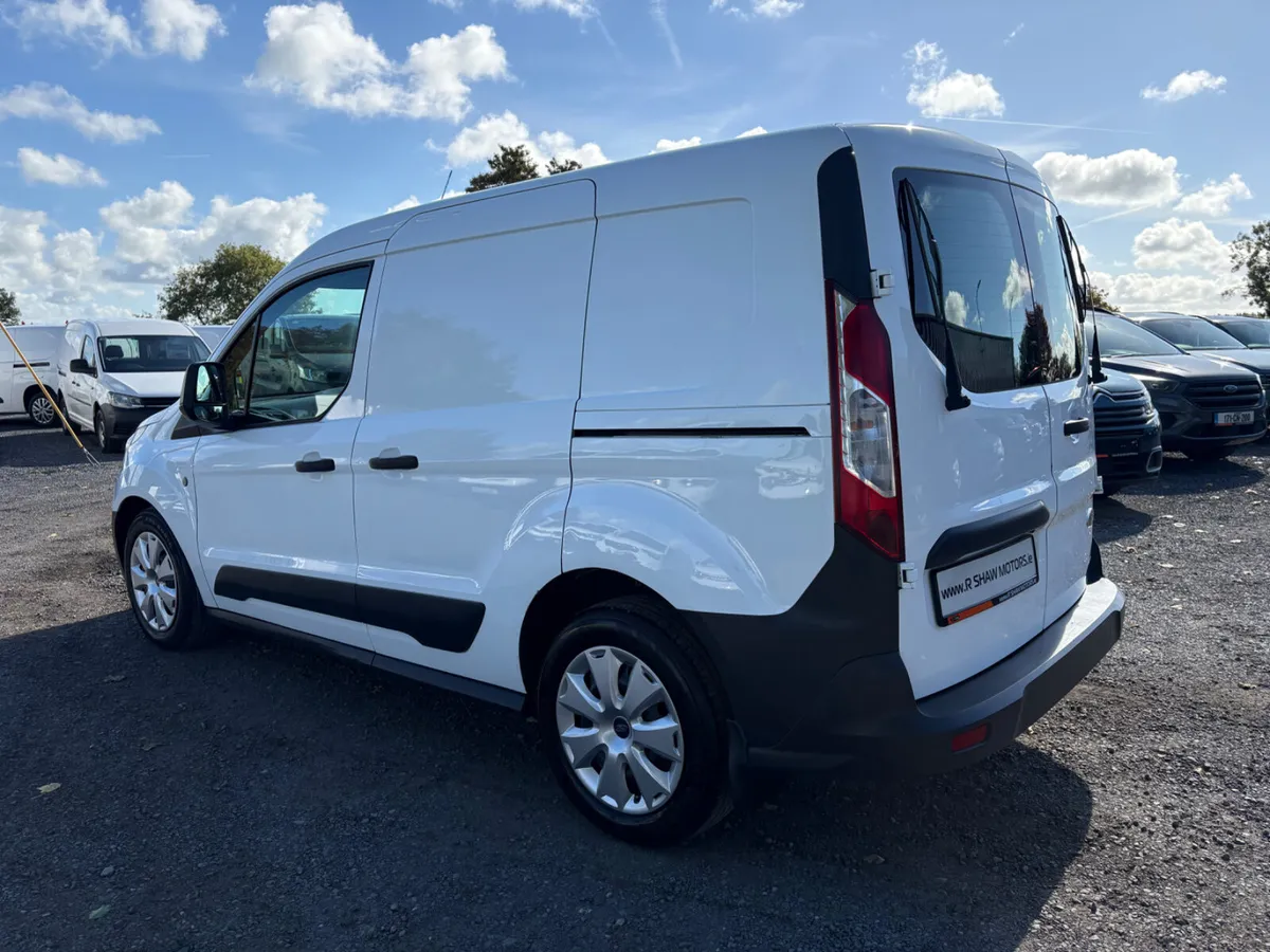 Ford Transit - Image 3